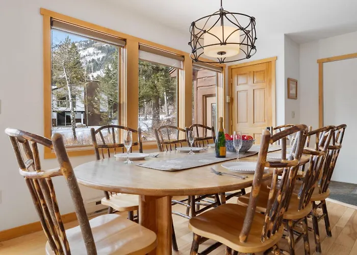 Holiday home Rmr: Three Bear Tracks In Teton Village